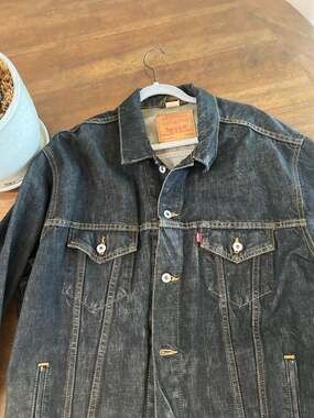 Vintage Levi's 70507-4870 Dark Wash Denim Trucker Jacket - Men's XL
